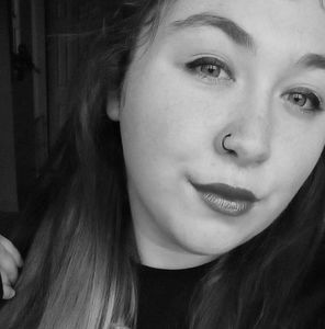 Meet your Posher, Makayla